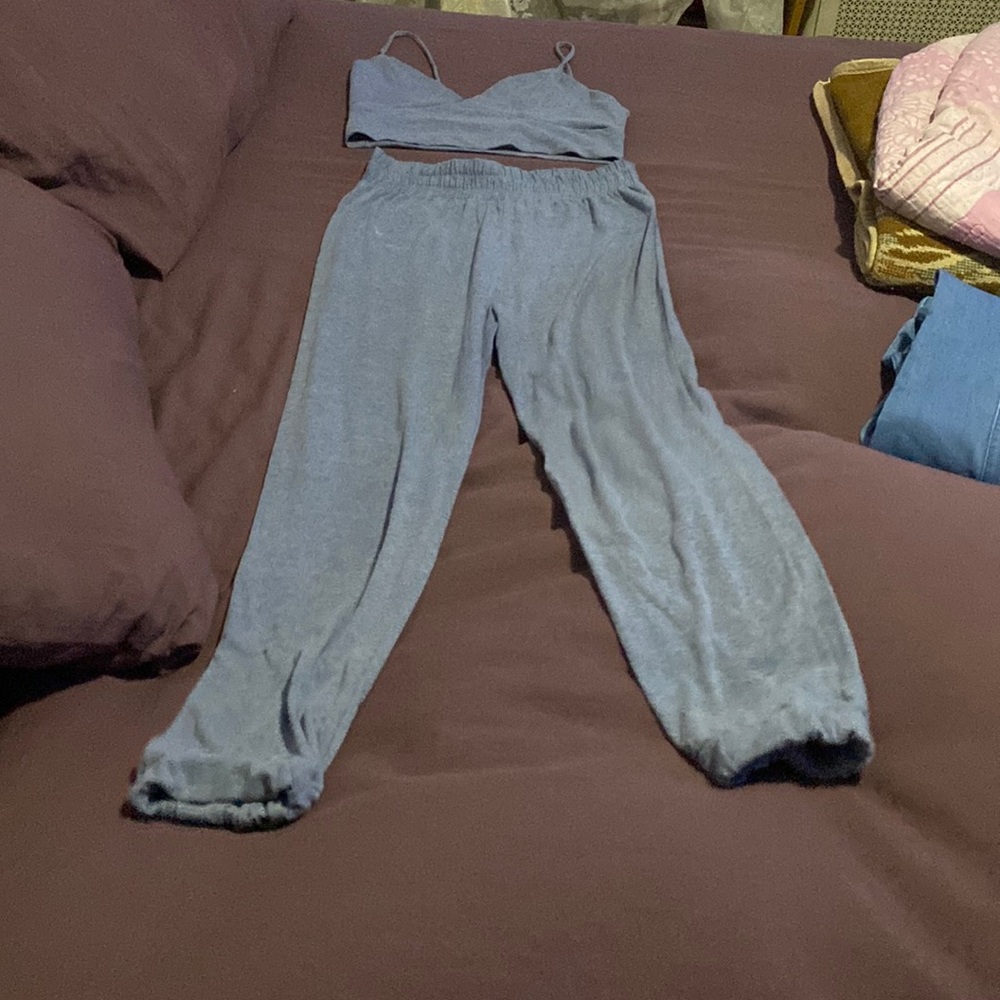 WORN ABOUT 3 TIMES